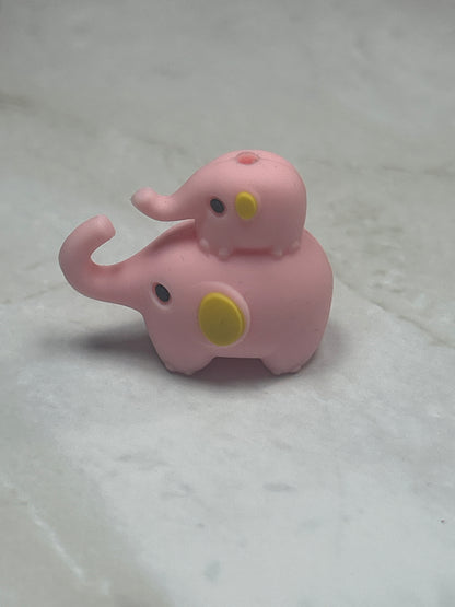 Elephant 3-D