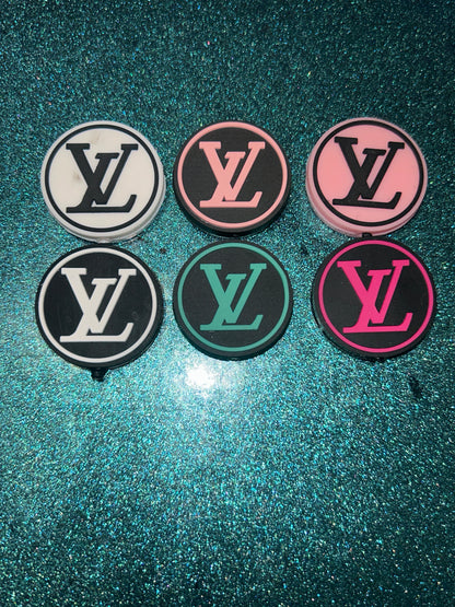 L Vee Round w/letters Silicone Focal Bead