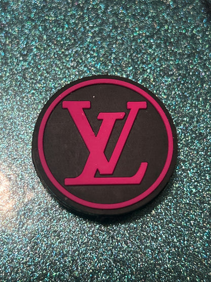L Vee Round w/letters Silicone Focal Bead