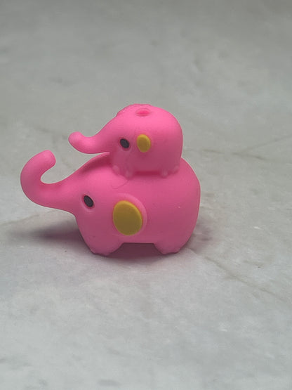 Elephant 3-D