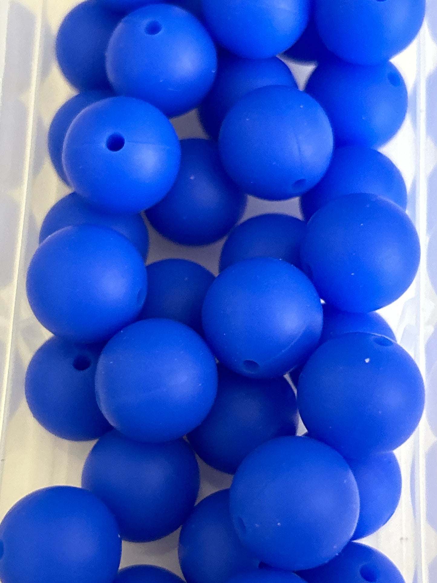 15mm Solid Round Beads (Various Colors)