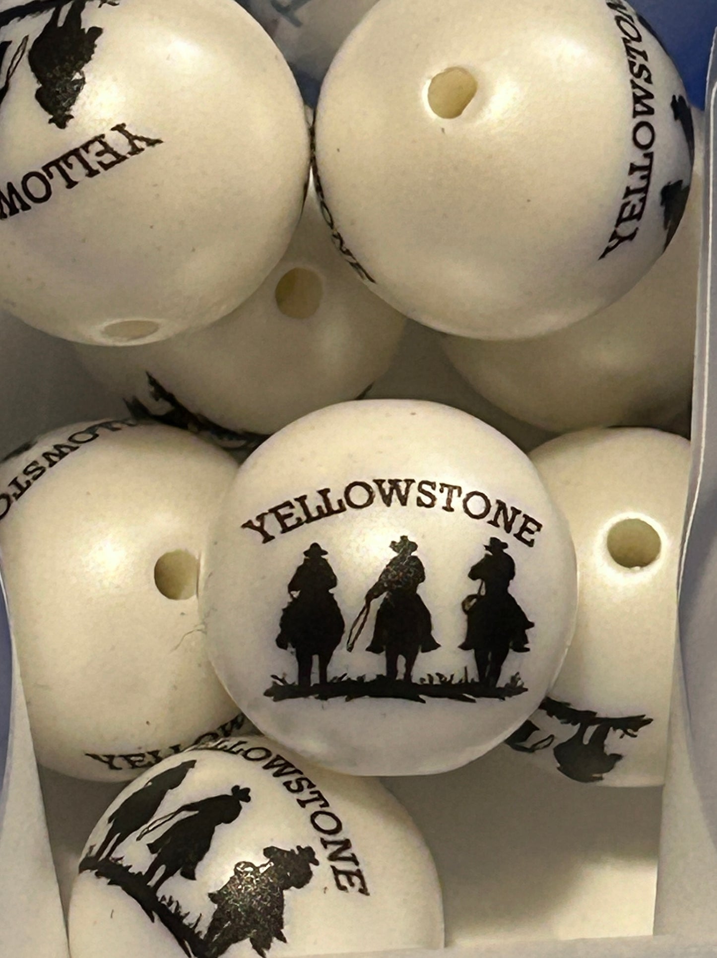 Yellowstone Acrylic Beads 20mm