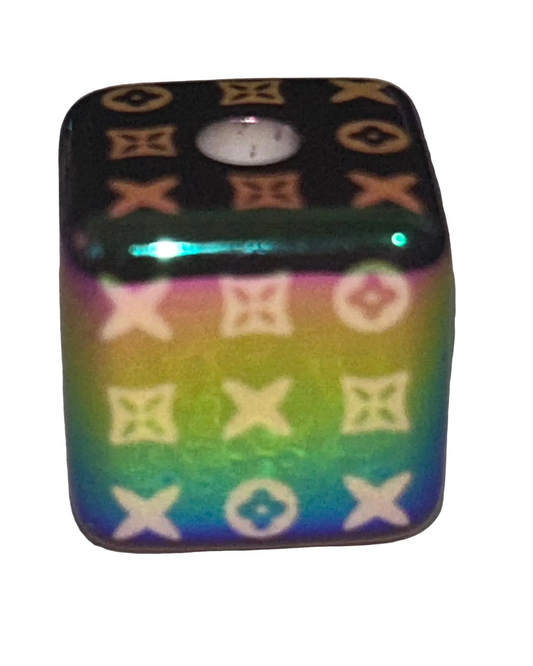L Vee square Bead