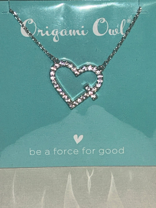 Origami Owl - Heart w/cross ~NL1021