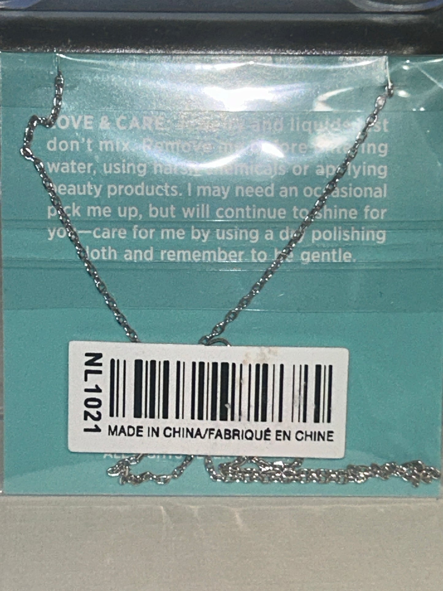 Origami Owl - Heart w/cross ~NL1021