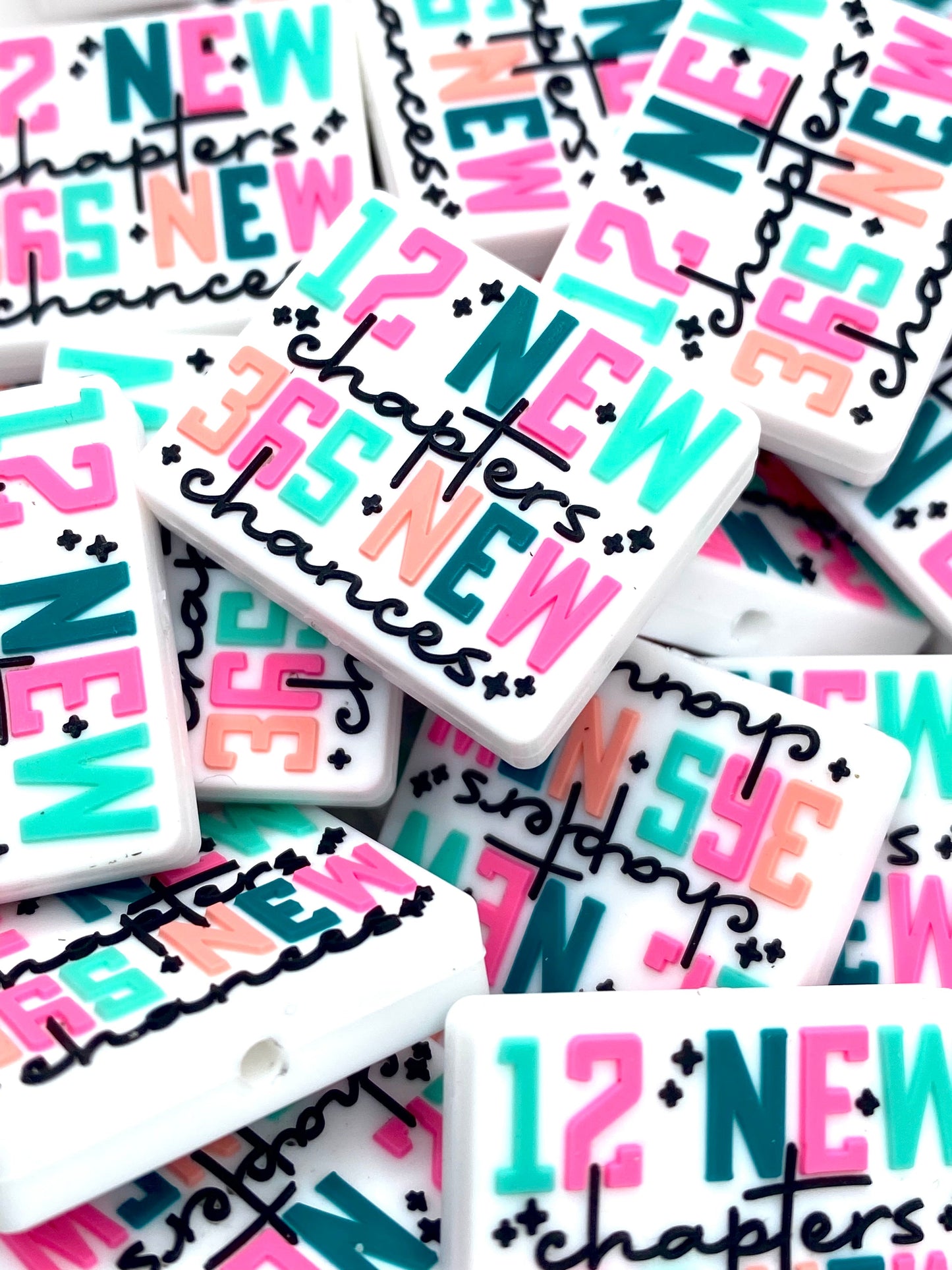 12 New Chapters 365 New Chances Silicone Focal Beads