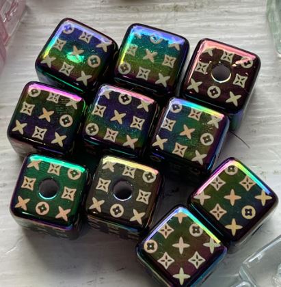 LV Cube Beads